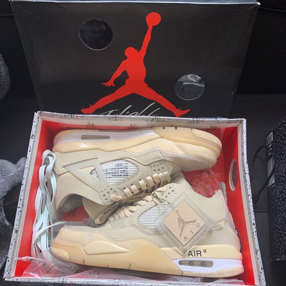 Offwhite air jordan 4